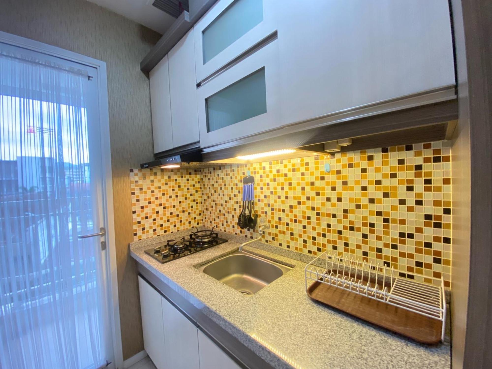 1br At Parahyangan By Travelio Apartemen *